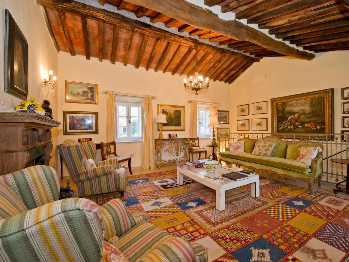 Villa Nottolini Vorno Buitenkant foto