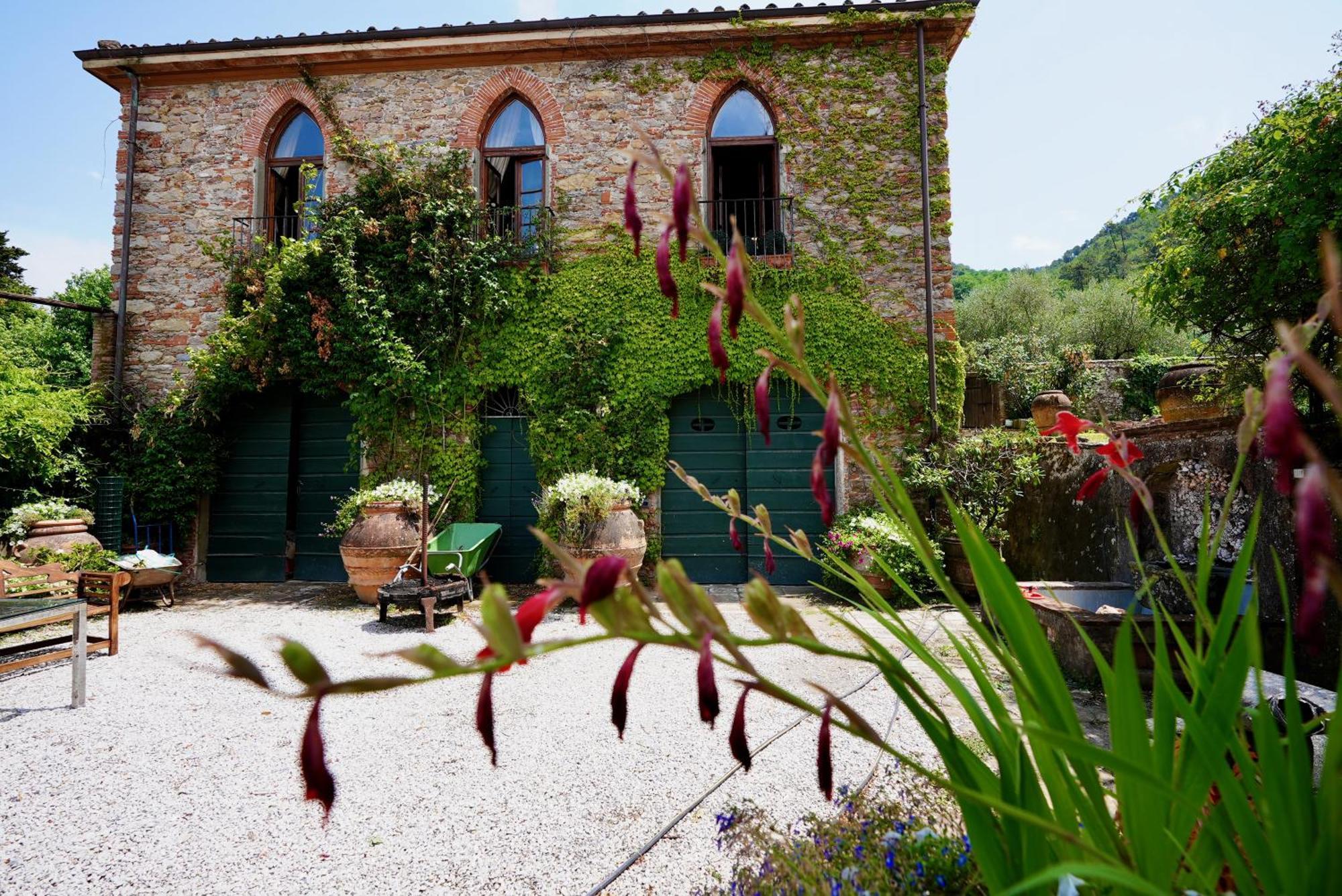Villa Nottolini Vorno Buitenkant foto